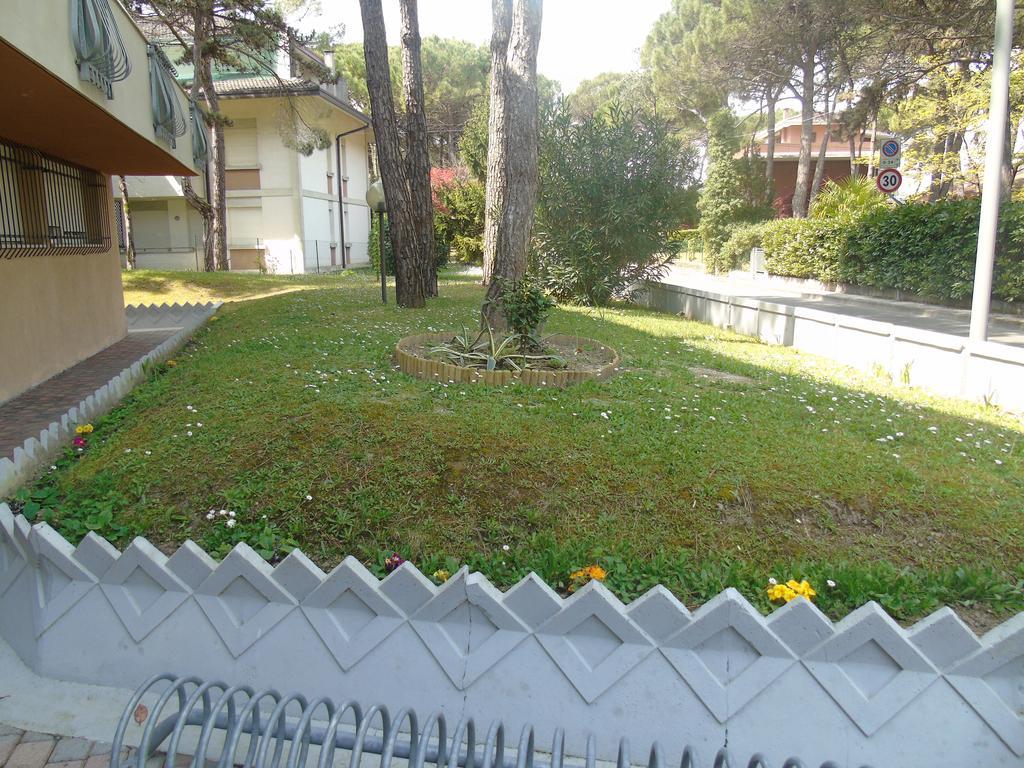 Villa Valeria Lignano Sabbiadoro Exterior photo