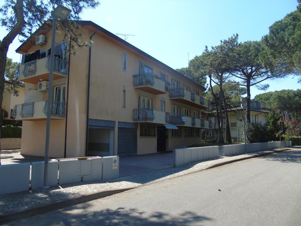 Villa Valeria Lignano Sabbiadoro Exterior photo